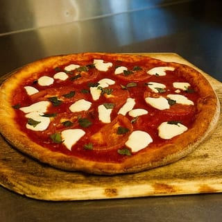 Margherita Pizza (Personal 12'')