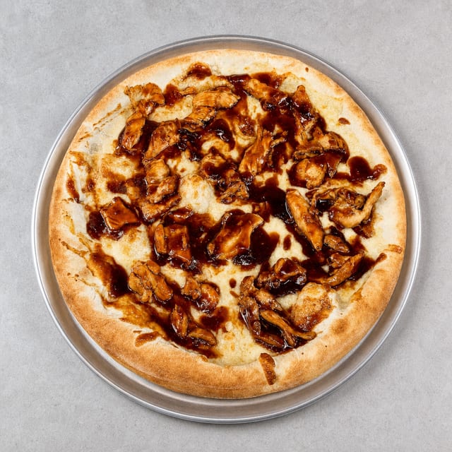 BBQ Grilled Chicken Pizza (Medium 14'').