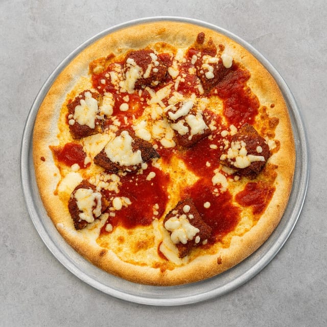 Chicken Parm Pizza (Personal 12'').