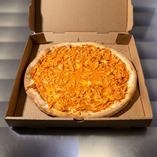 Buffalo Chicken Pizza (Personal 12'').
