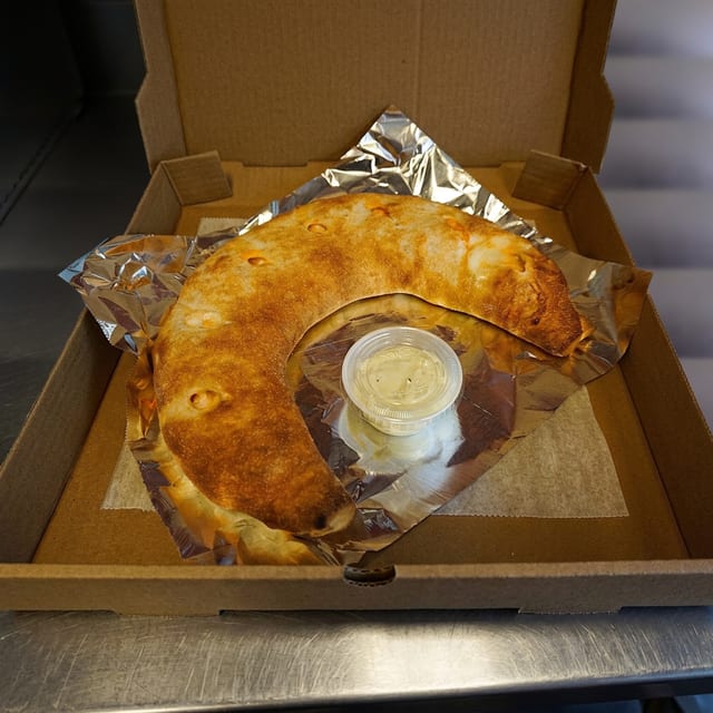 Buffalo Chicken Stromboli (Small).